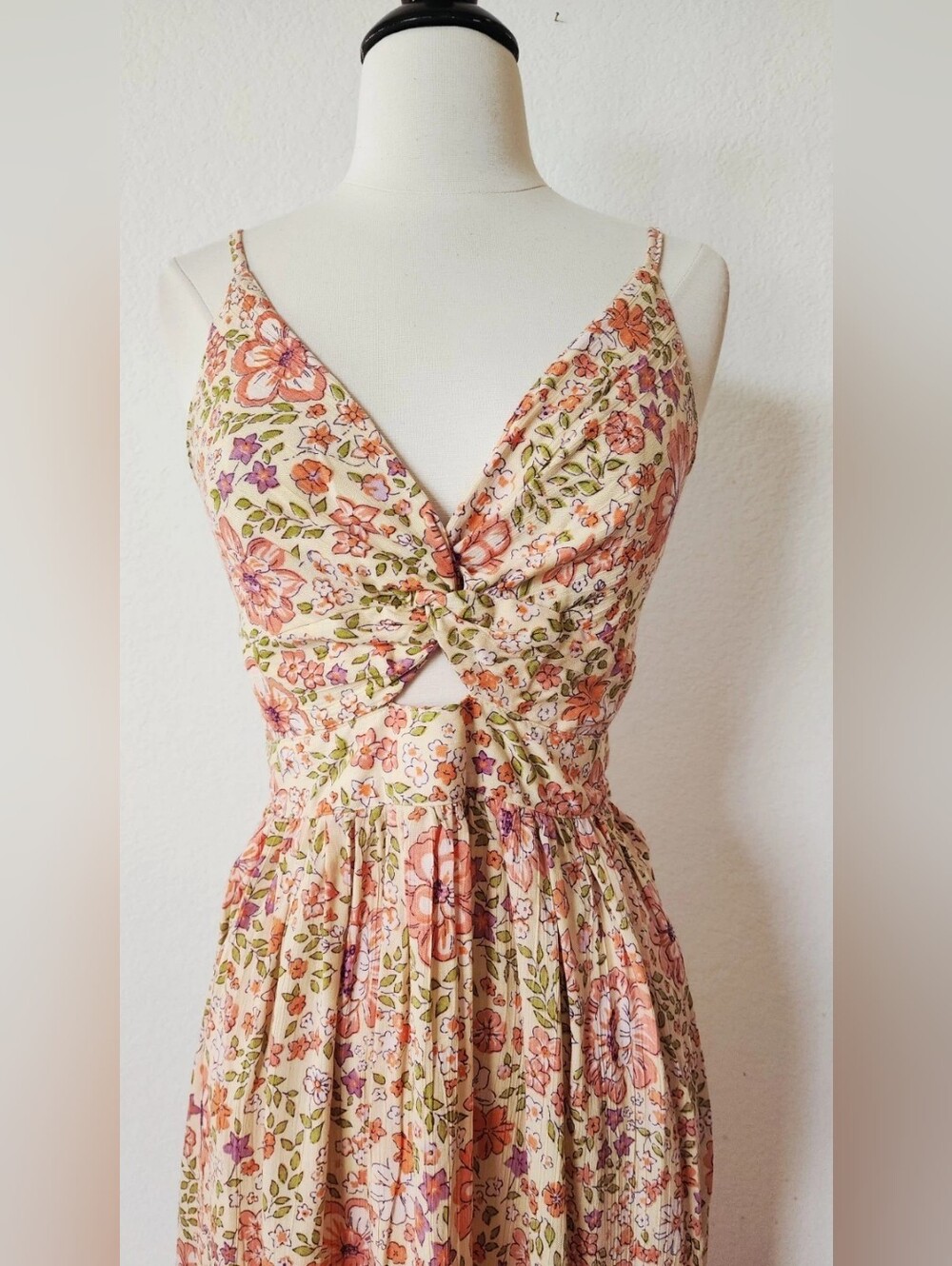 Floral Twist-Front Maxi Dress - Pink Multi - Picture 4 of 4